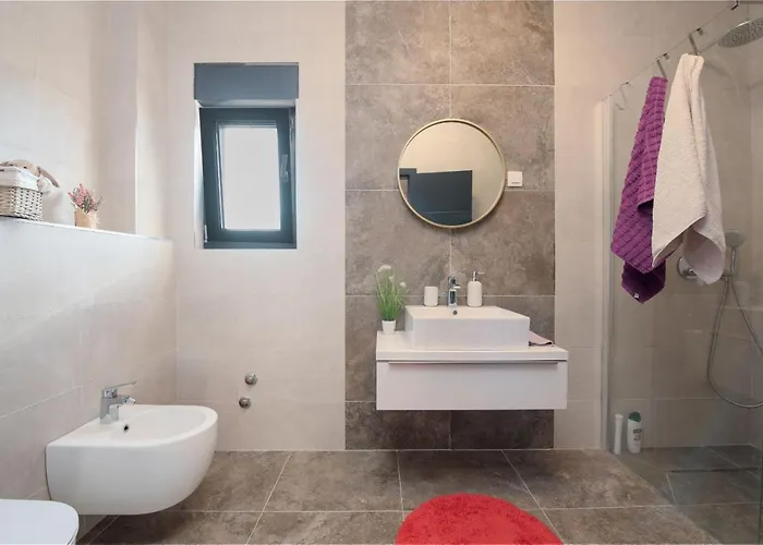 Frenky Zadarvillas *
