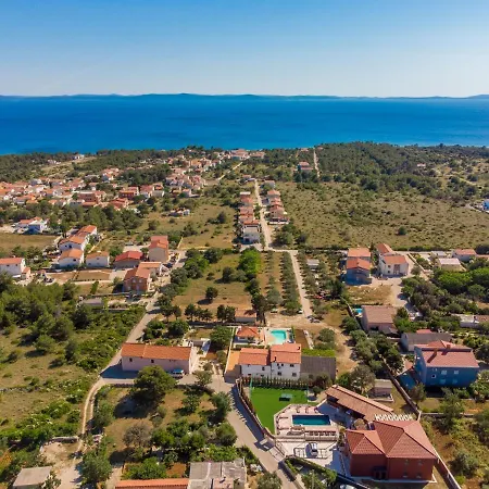 My Way Zadarvillas Vir