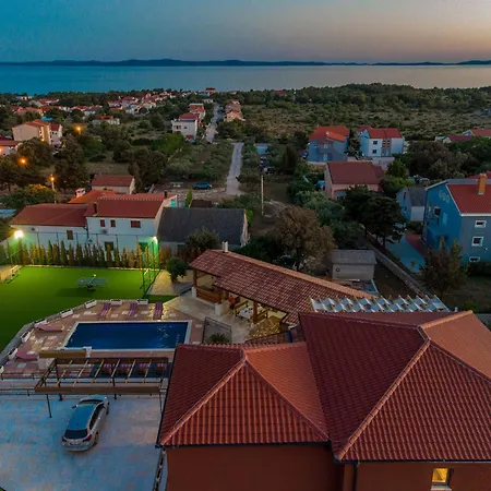 Vila My Way Zadarvillas Vir
